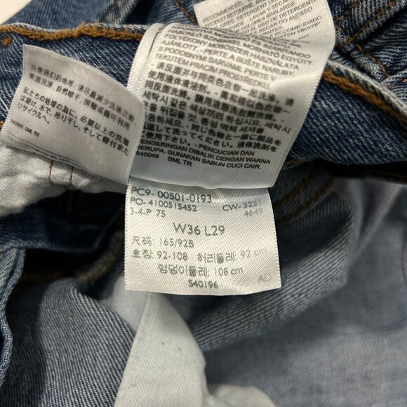 Levis 501 Jeans Mens 36x29 Blue Straight Button Fly 100% Cotton Denim Casual - Picture 11 of 11